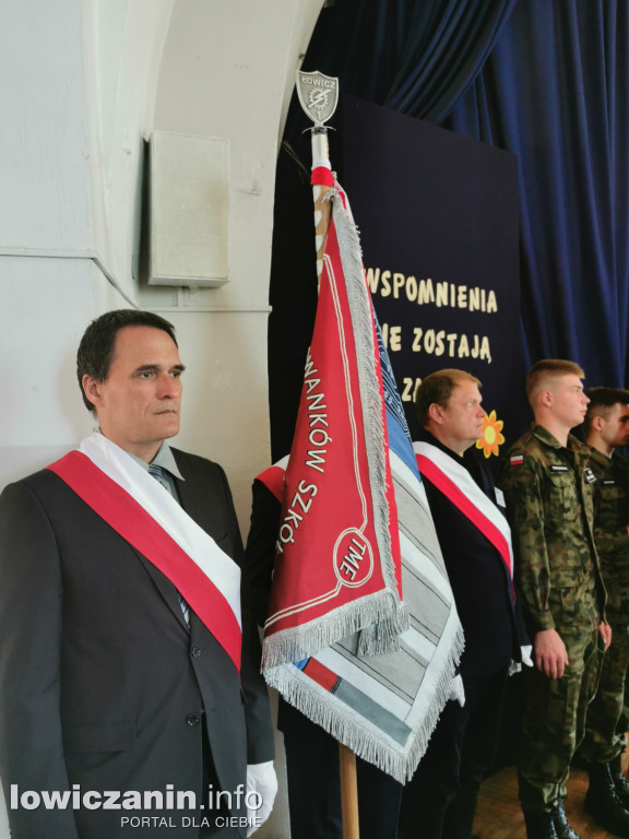 Zjazd absolwentów szkoły przy ul. Podrzecznej