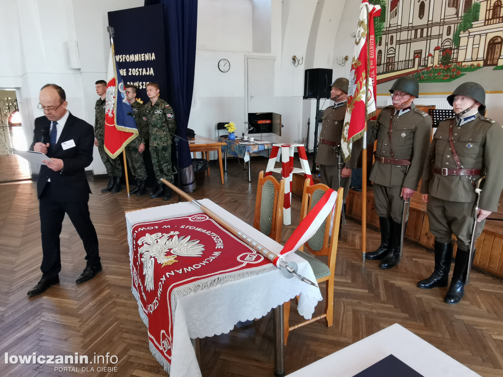 Zjazd absolwentów szkoły przy ul. Podrzecznej