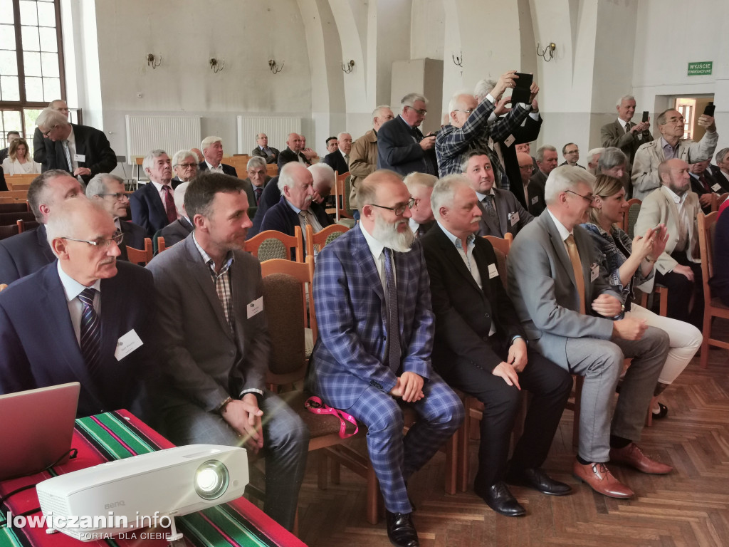 Zjazd absolwentów szkoły przy ul. Podrzecznej