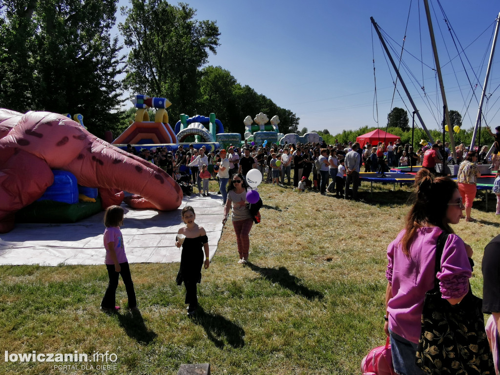 Plaża nad Bzurą jak park rozrywki