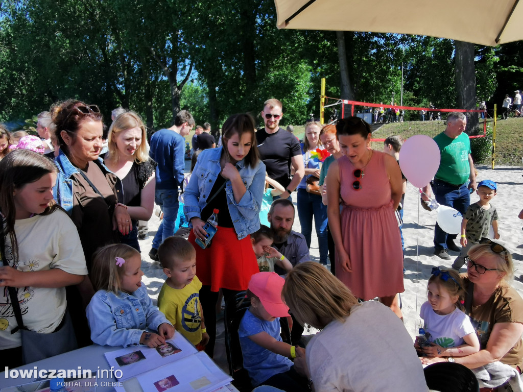 Plaża nad Bzurą jak park rozrywki