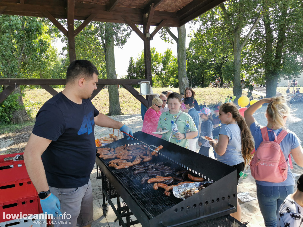Plaża nad Bzurą jak park rozrywki