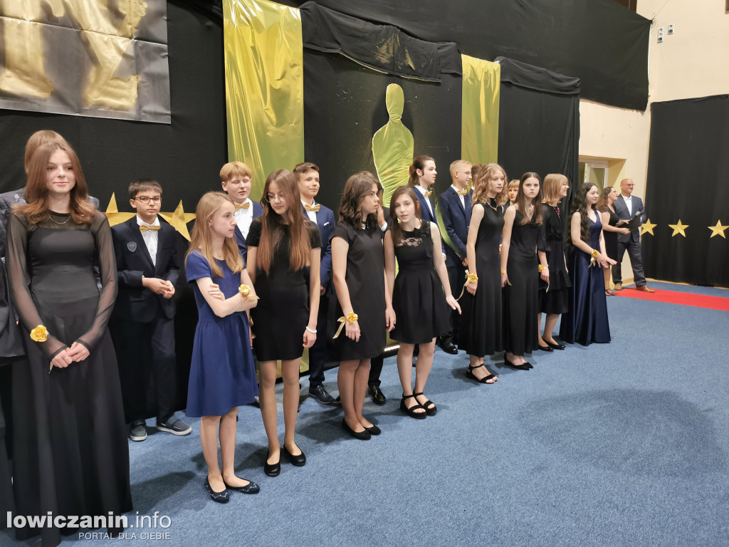 Bał klas ósmych w Pijarskiej SP w Łowiczu