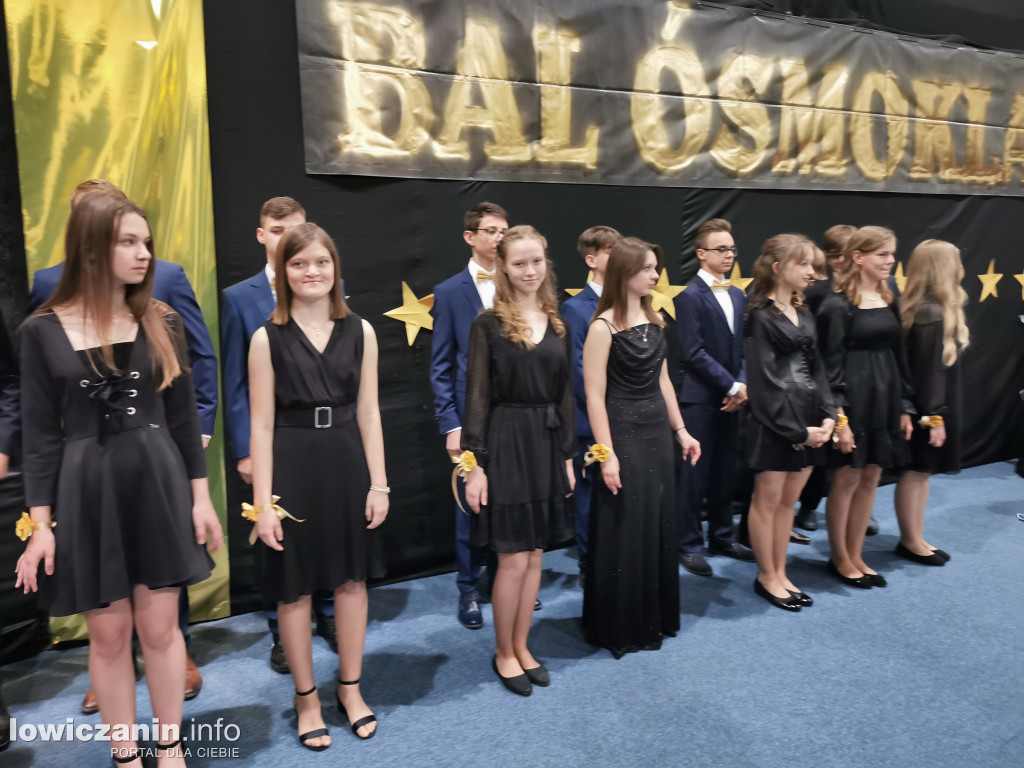 Bał klas ósmych w Pijarskiej SP w Łowiczu
