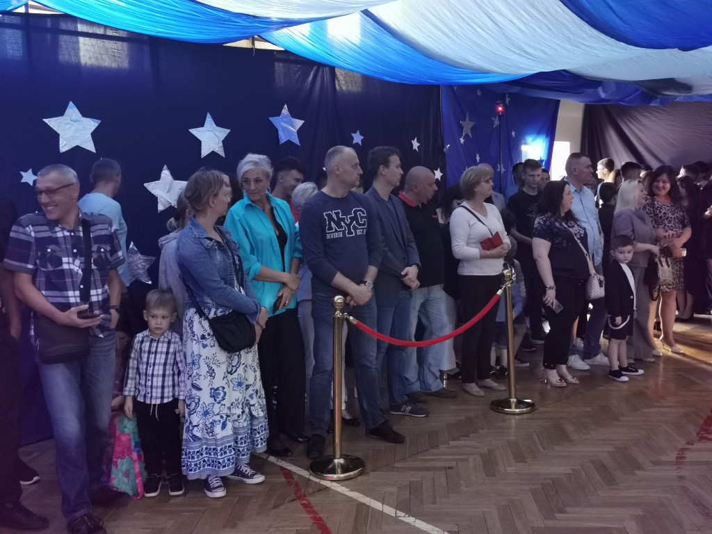 Bal klas VIII w łowickiej Jedynce