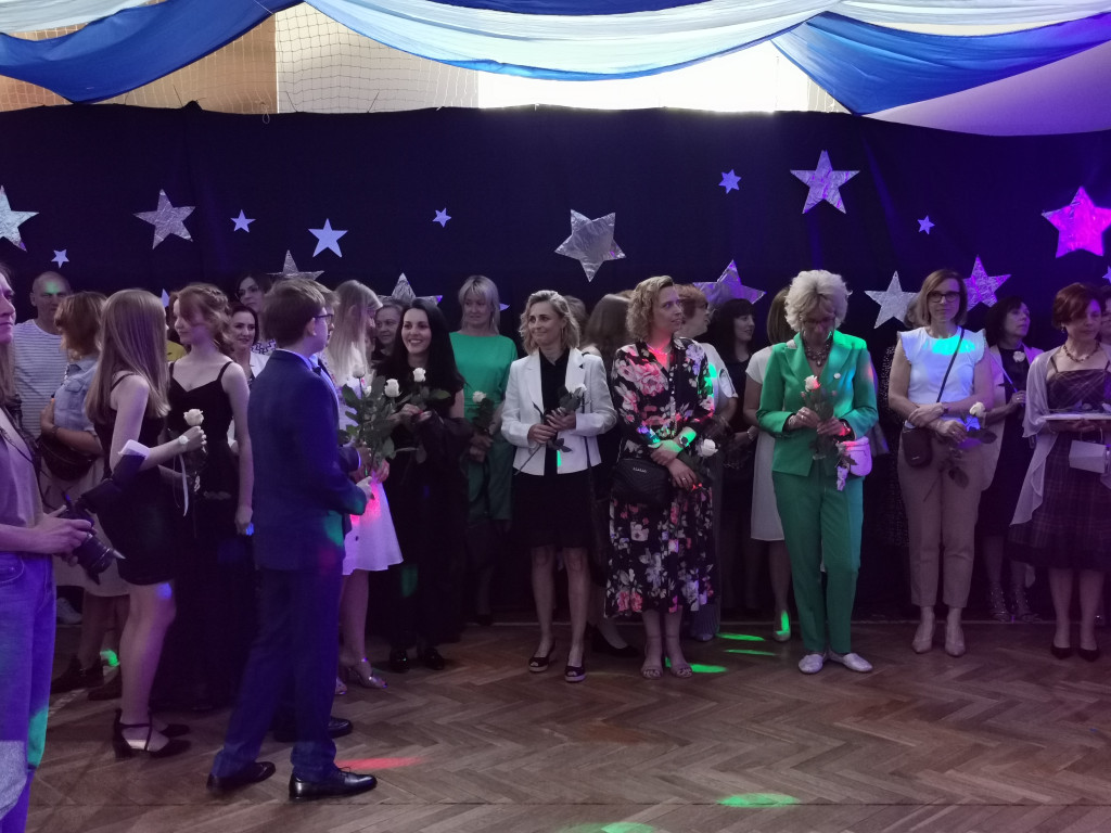 Bal klas VIII w łowickiej Jedynce