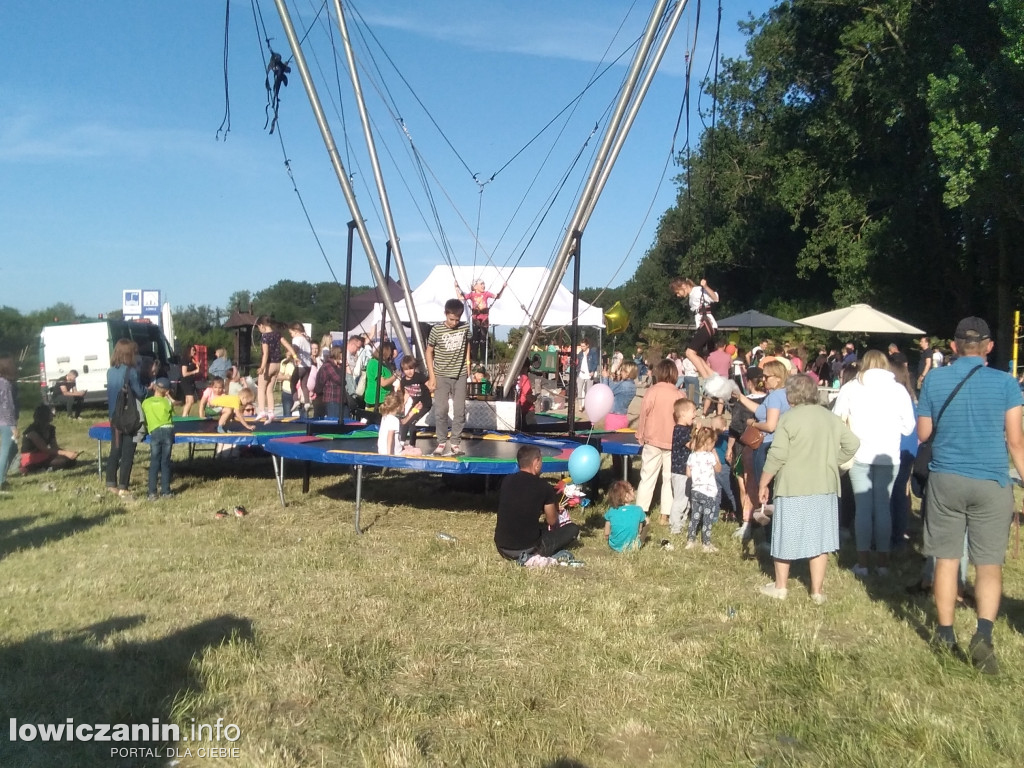 Plaża nad Bzurą jak park rozrywki