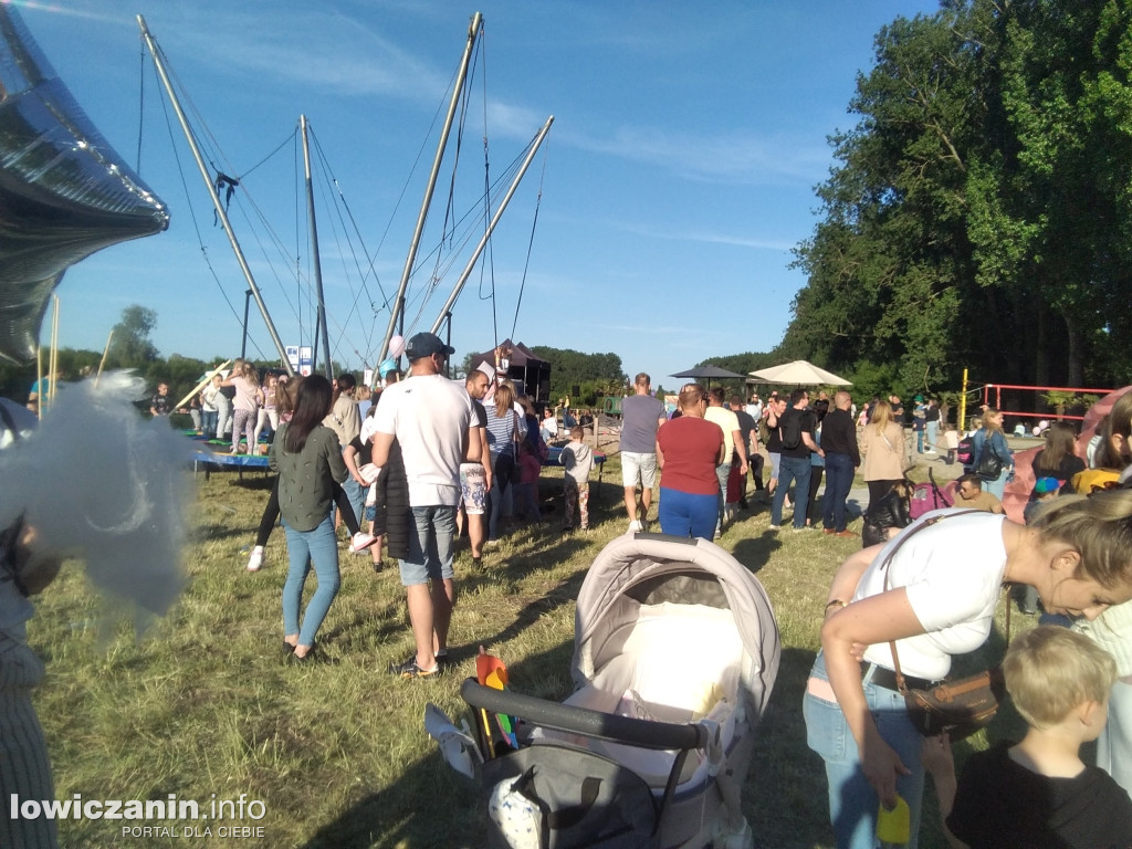 Plaża nad Bzurą jak park rozrywki