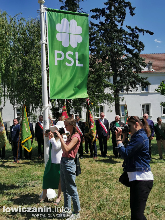 Pod sztandarami PSL - Święto Ludowe w Łowiczu