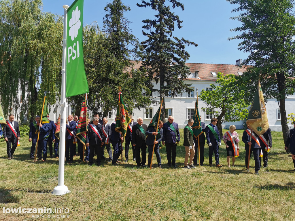 Pod sztandarami PSL - Święto Ludowe w Łowiczu