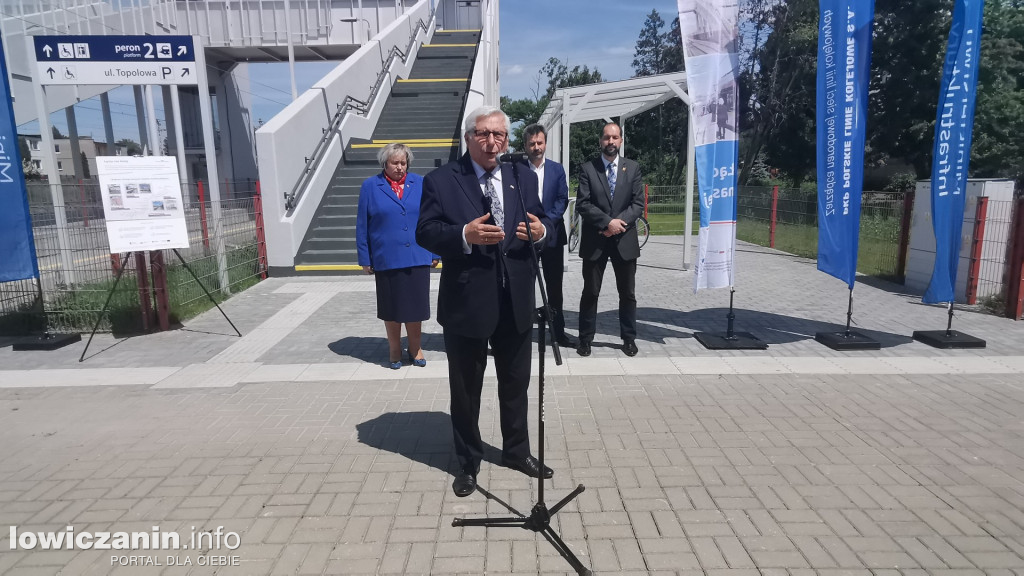 Otwarto kładki nad torami w Głównie i Strykowie