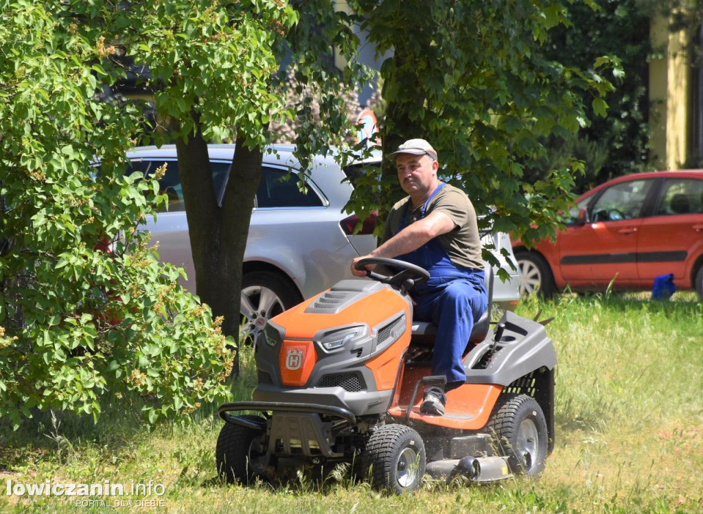 Nowy sprzęt na łowickich osiedlach