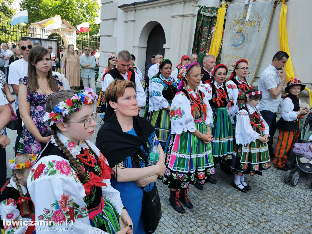 Uroczysta procesja w Boże Ciało w Łowiczu
