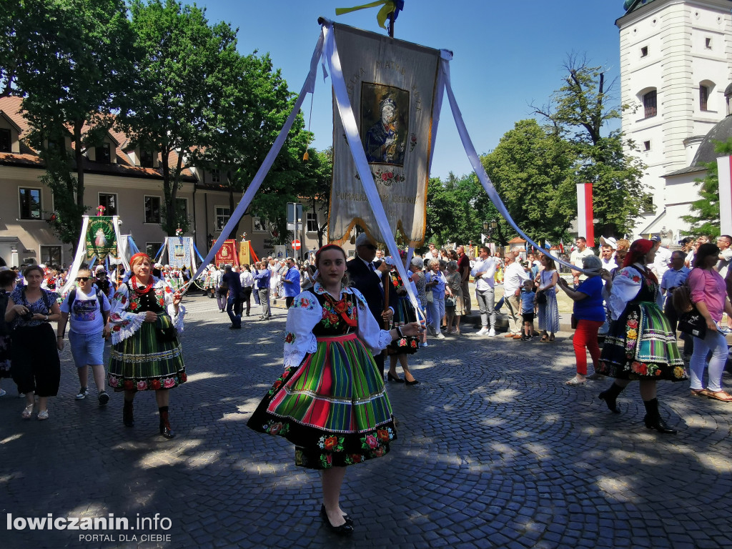Uroczysta procesja w Boże Ciało w Łowiczu