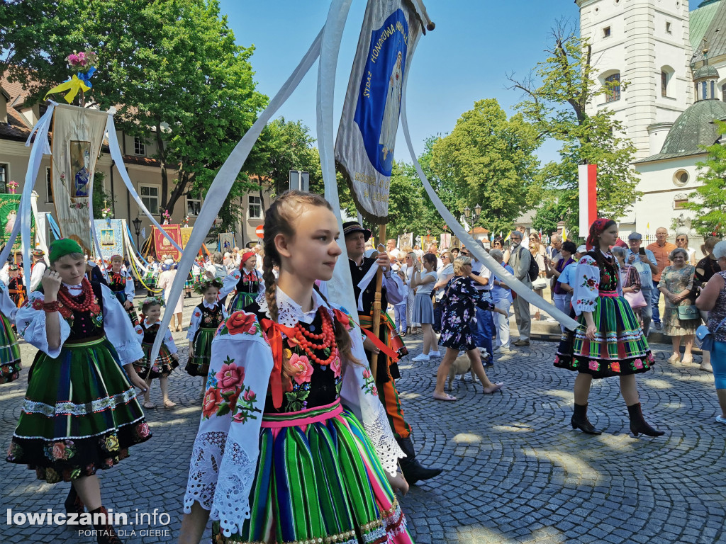 Uroczysta procesja w Boże Ciało w Łowiczu