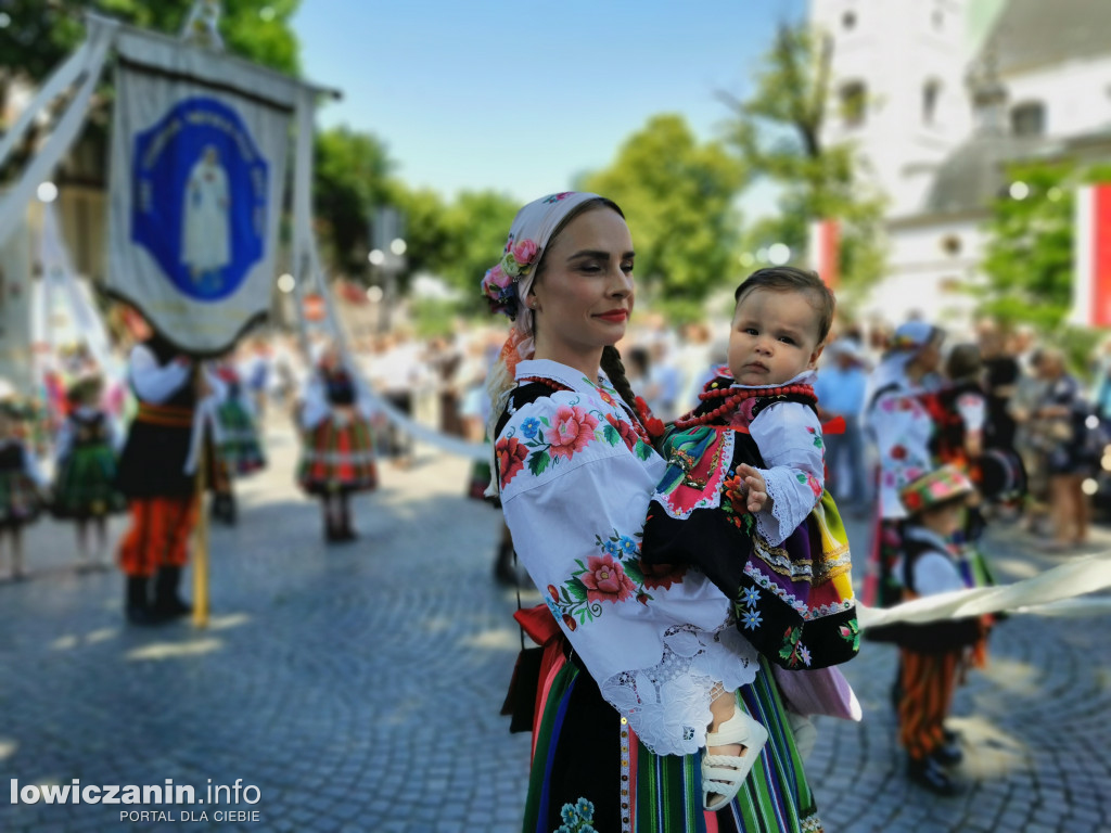 Uroczysta procesja w Boże Ciało w Łowiczu
