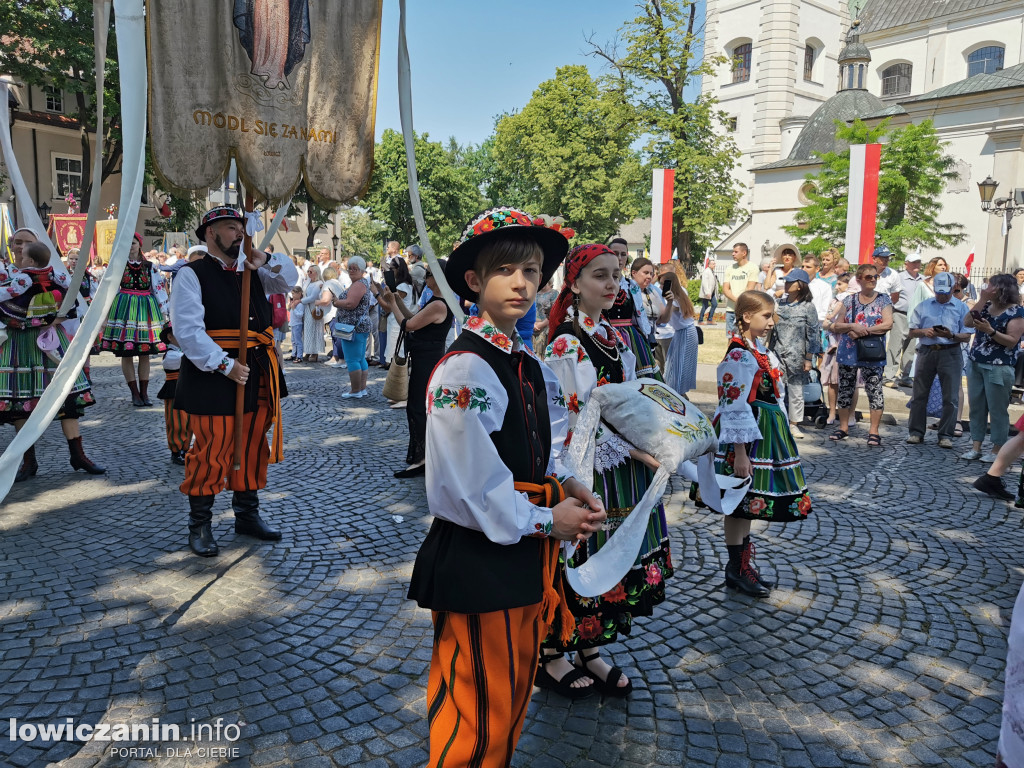 Uroczysta procesja w Boże Ciało w Łowiczu