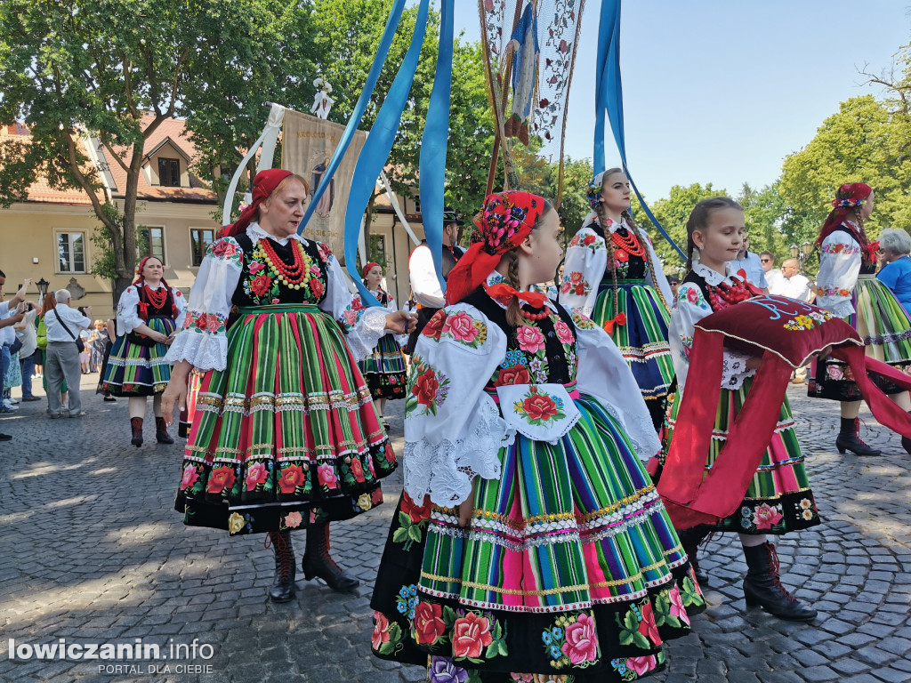 Uroczysta procesja w Boże Ciało w Łowiczu