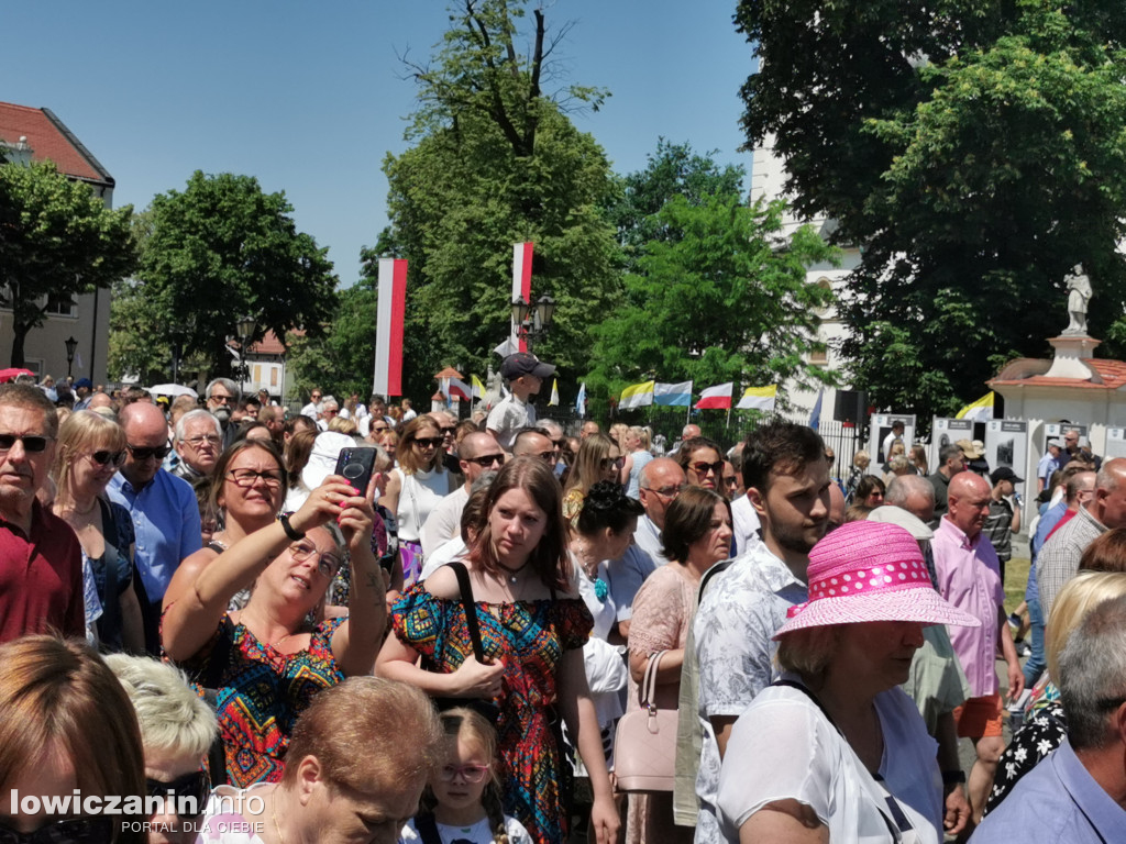 Uroczysta procesja w Boże Ciało w Łowiczu