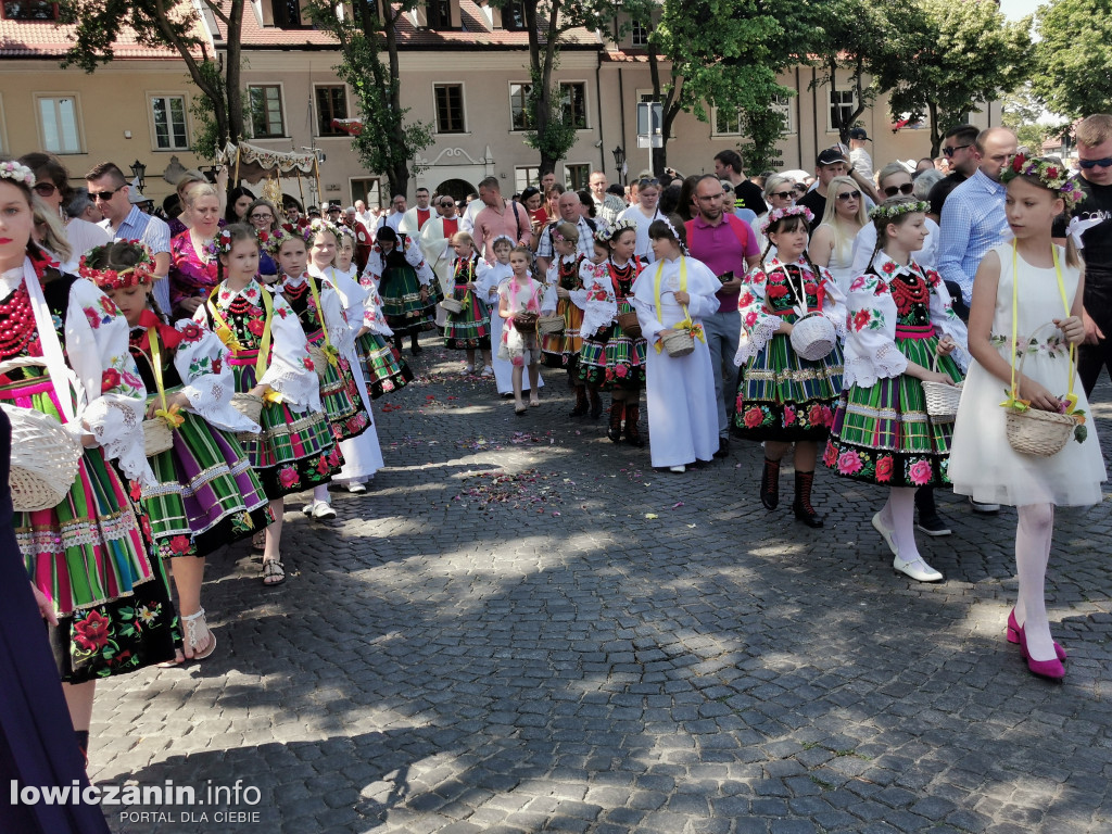 Uroczysta procesja w Boże Ciało w Łowiczu