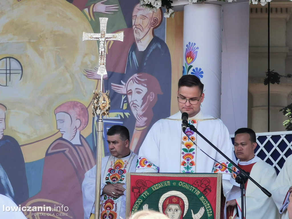 Uroczysta procesja w Boże Ciało w Łowiczu