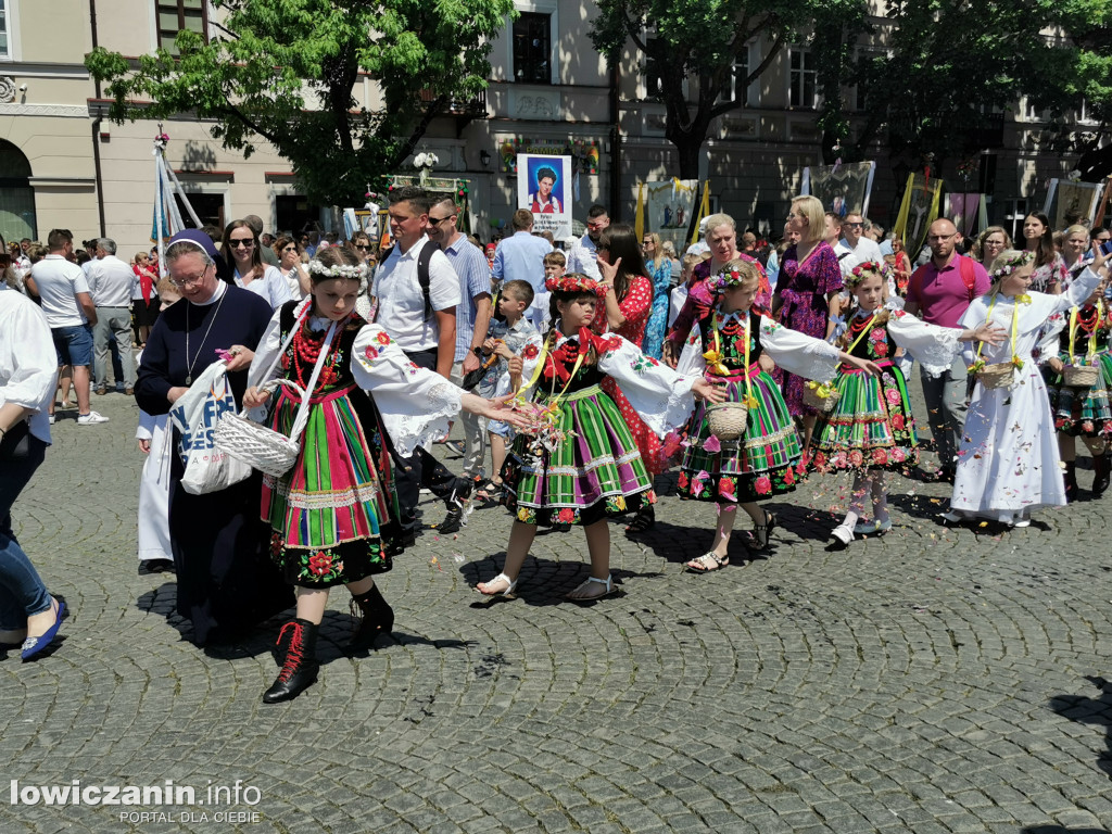 Uroczysta procesja w Boże Ciało w Łowiczu