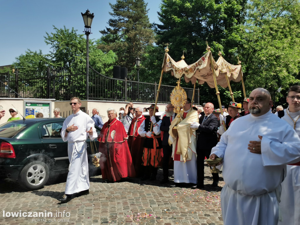 Uroczysta procesja w Boże Ciało w Łowiczu