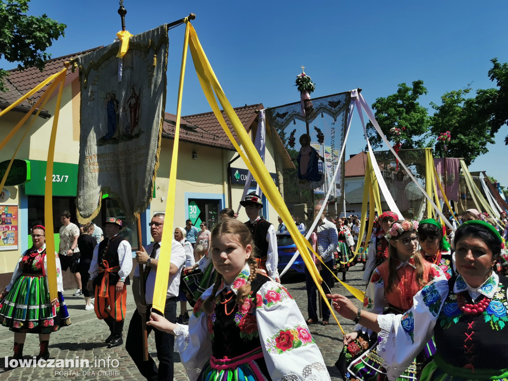 Uroczysta procesja w Boże Ciało w Łowiczu