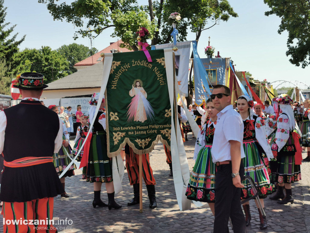 Uroczysta procesja w Boże Ciało w Łowiczu