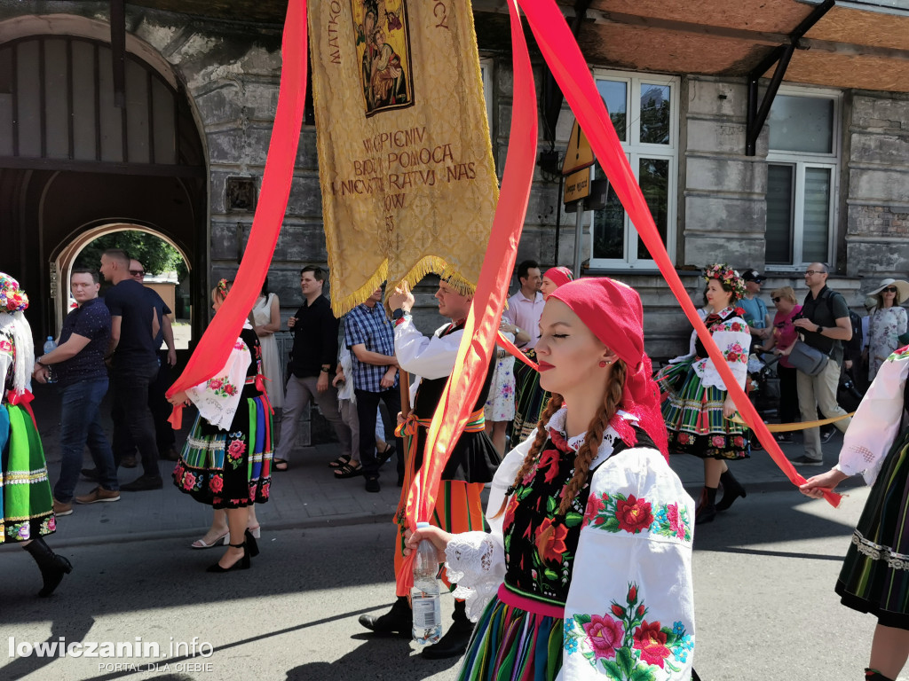 Uroczysta procesja w Boże Ciało w Łowiczu