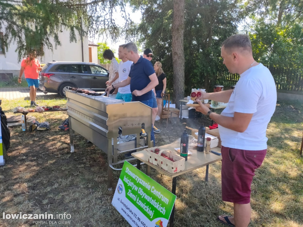Zduny - Dzień Dziecka na placu parafialnym