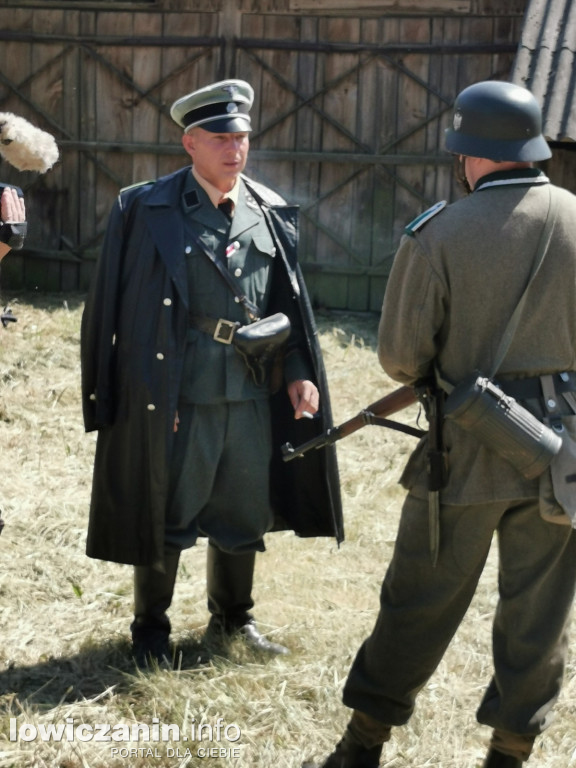 Na planie zdjęciowym filmu o ks. Bolesławie Stefańskim