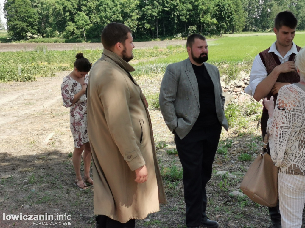 Na planie zdjęciowym filmu o ks. Bolesławie Stefańskim