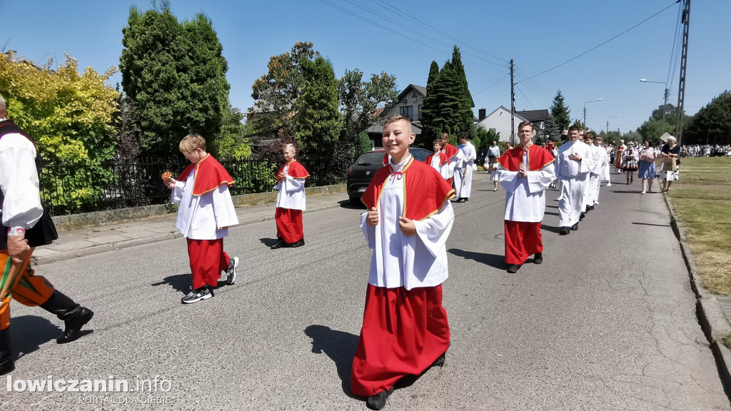 Procesja eucharystyczna Korabce