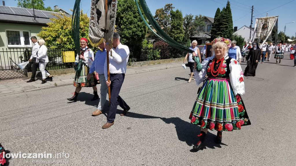 Procesja eucharystyczna Korabce