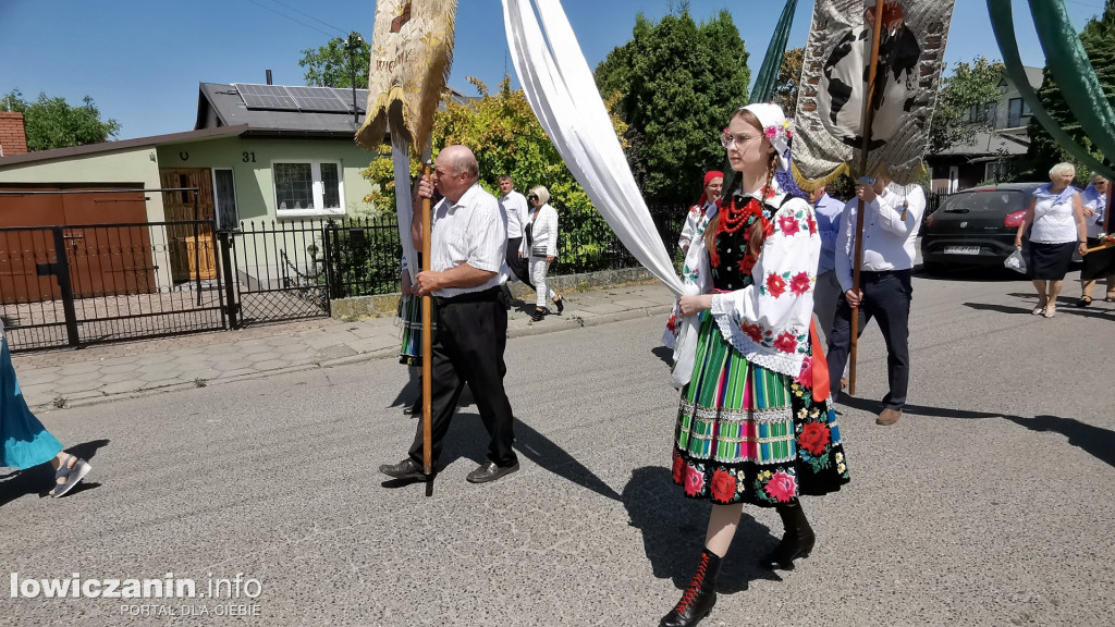 Procesja eucharystyczna Korabce