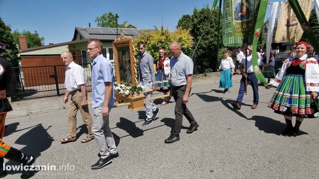 Procesja eucharystyczna Korabce
