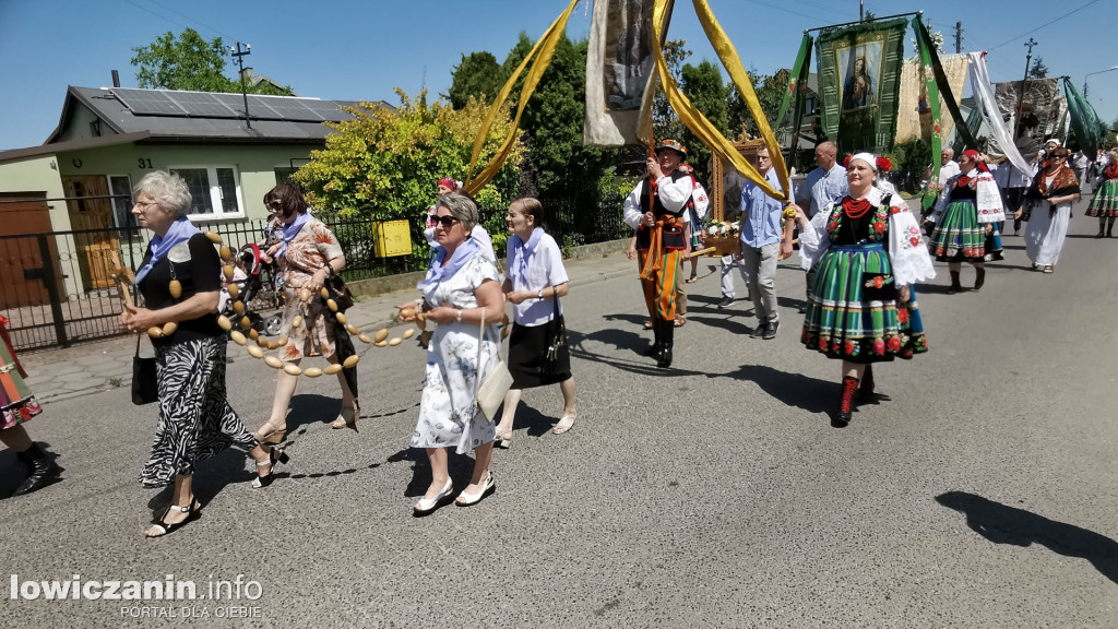 Procesja eucharystyczna Korabce