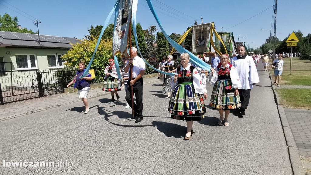 Procesja eucharystyczna Korabce