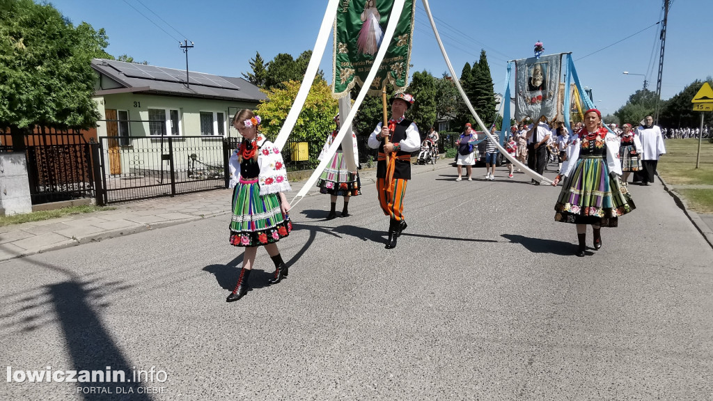Procesja eucharystyczna Korabce