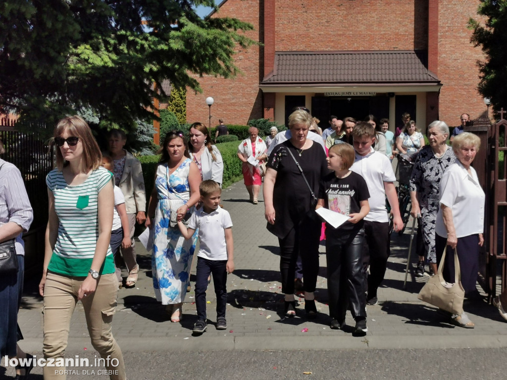Procesja eucharystyczna Korabce