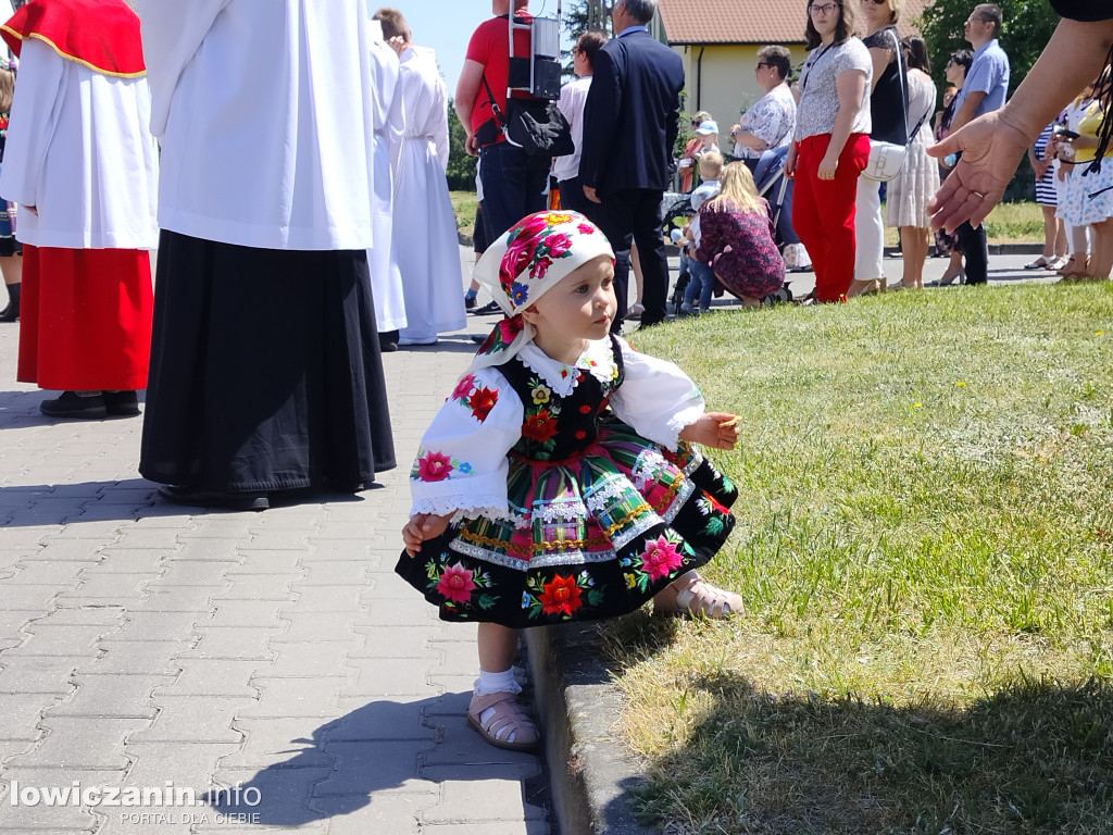 Procesja eucharystyczna Korabce
