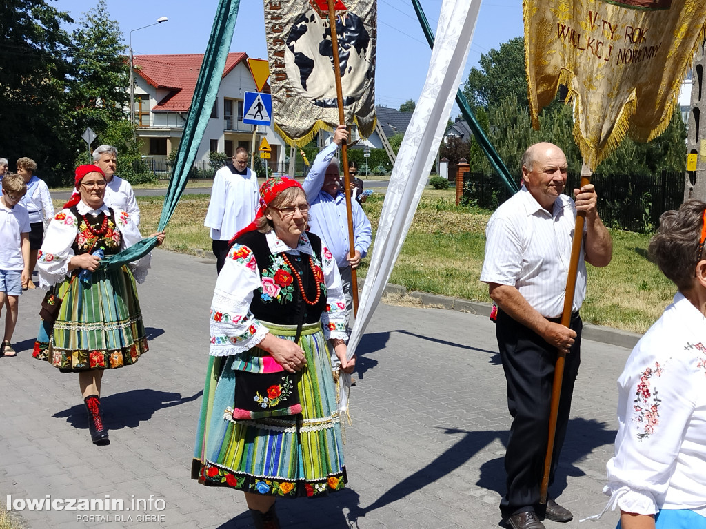Procesja eucharystyczna Korabce