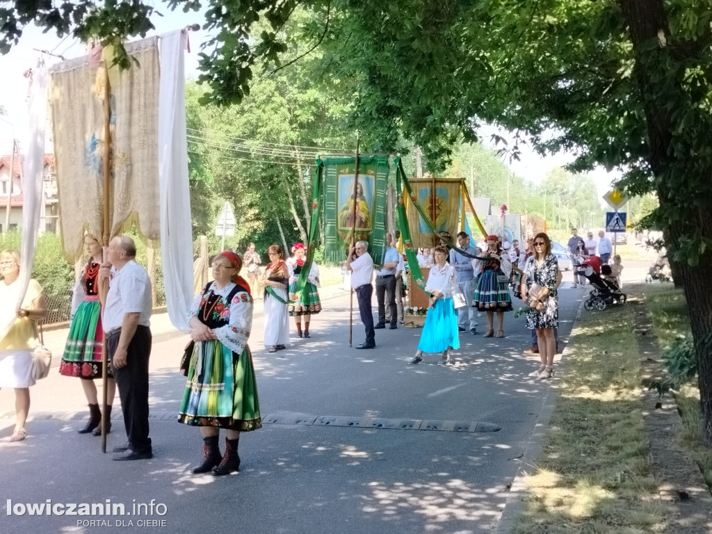 Procesja eucharystyczna Korabce