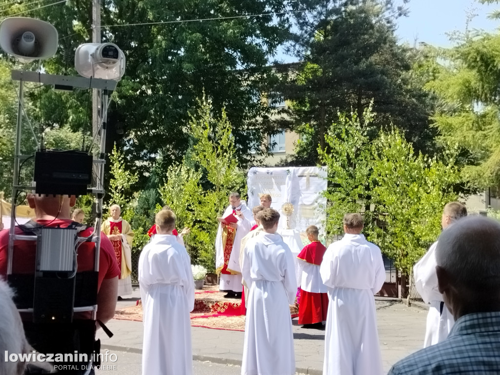 Procesja eucharystyczna Korabce