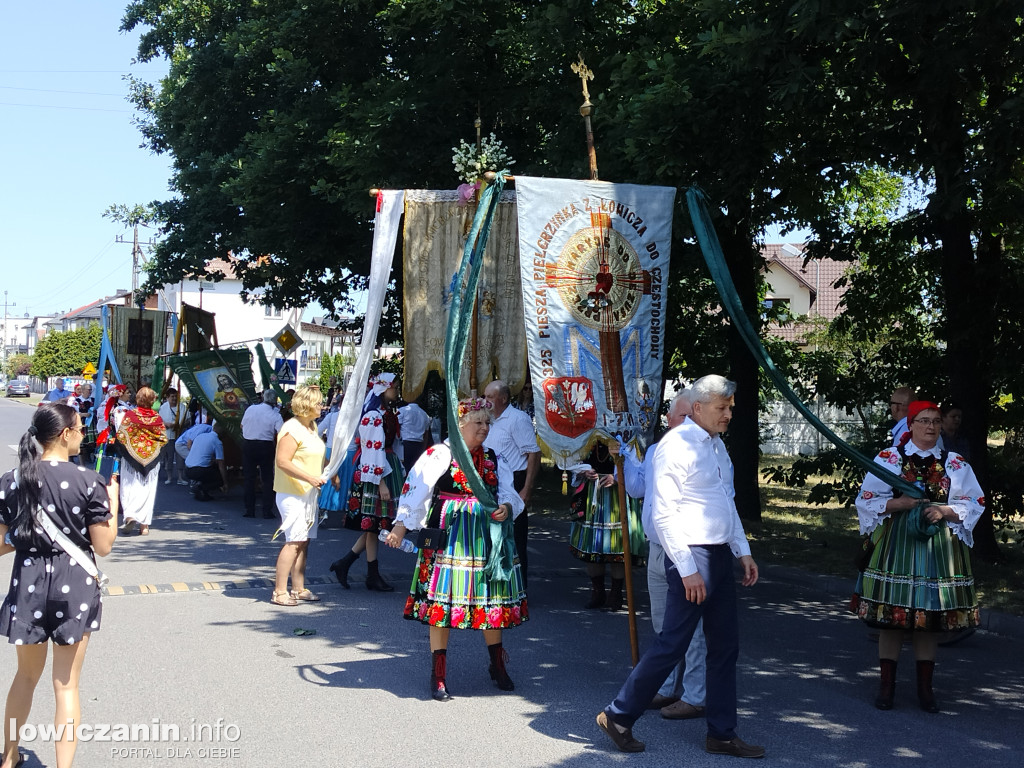 Procesja eucharystyczna Korabce
