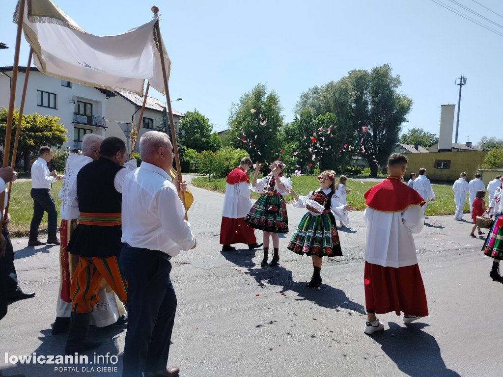 Procesja eucharystyczna Korabce