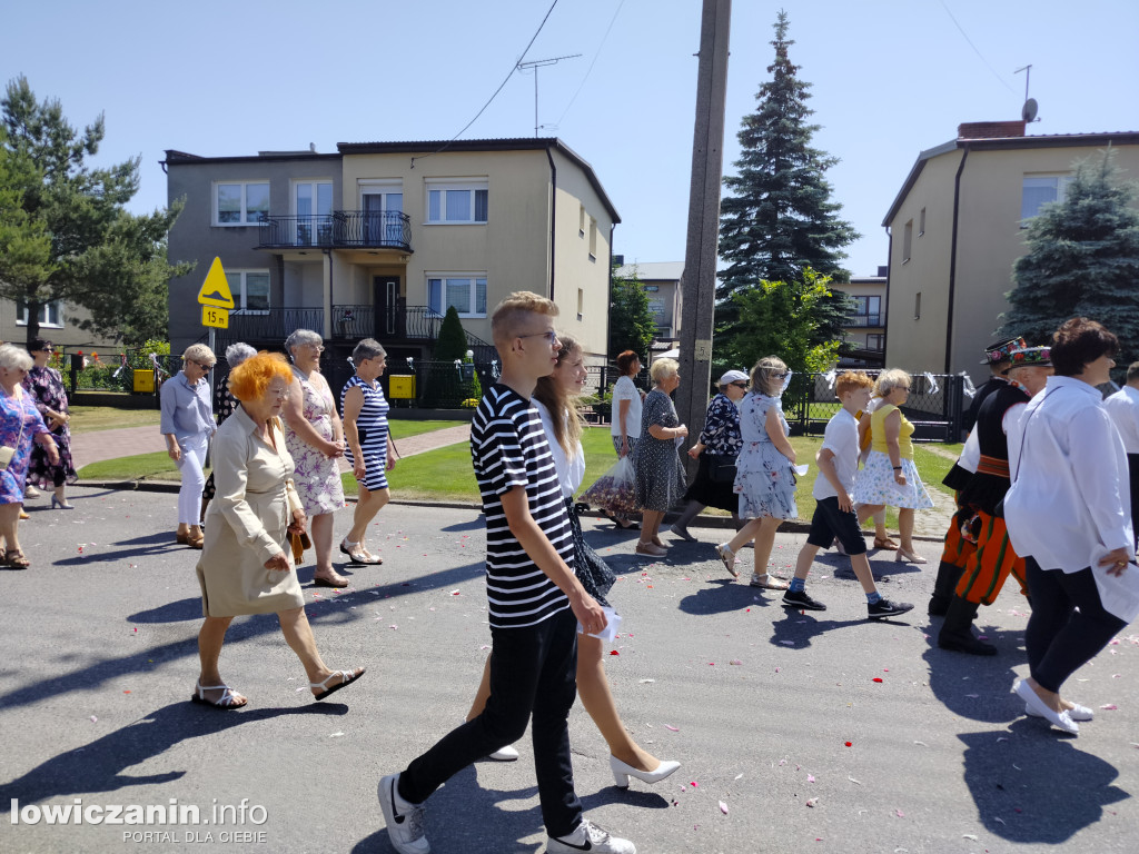 Procesja eucharystyczna Korabce