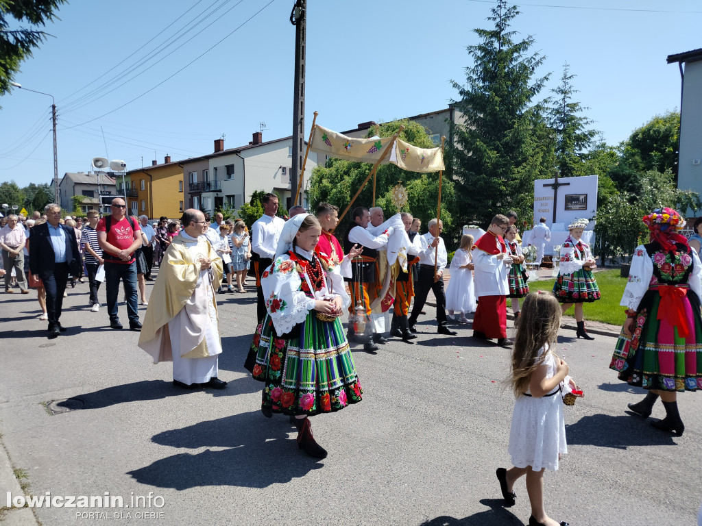 Procesja eucharystyczna Korabce