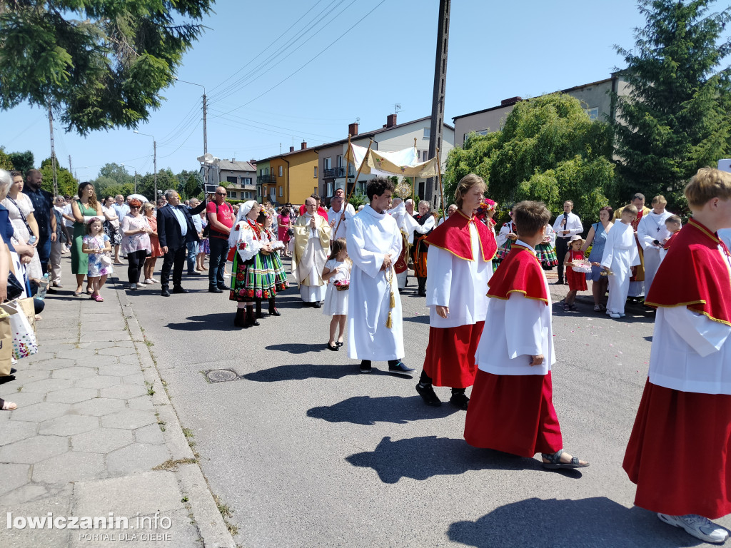Procesja eucharystyczna Korabce